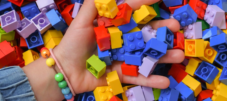 Megaestructuras con LEGOs