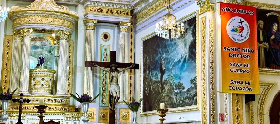 Tres conventos franciscanos en Puebla: Cuauhtinchan, Tecali y Tepeaca