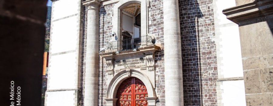 "Nuestro Señor Jesucristo y San Miguel de las Cuevas" El Santuario de Chalma y su Ahuehuete. Estado de México.