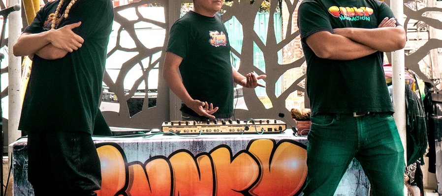 Cuando el ritmo suena, es que rimas lleva.