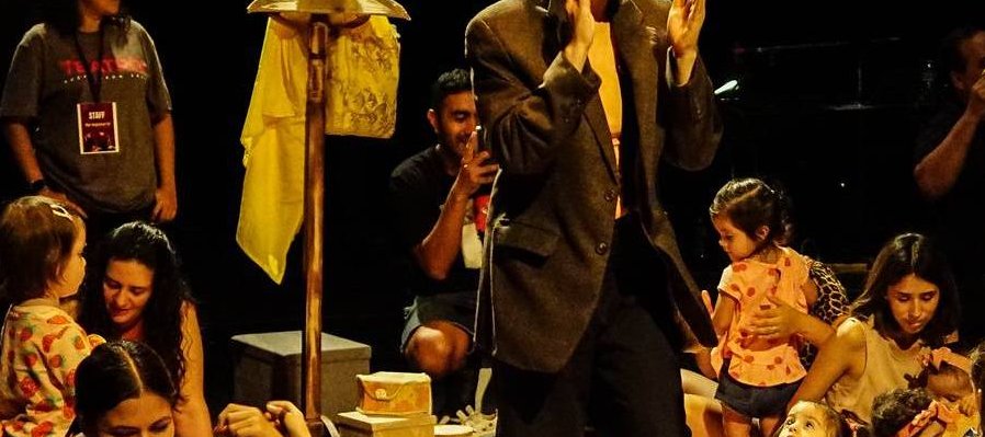 "Me importas tú: Boleros para Abrazar"