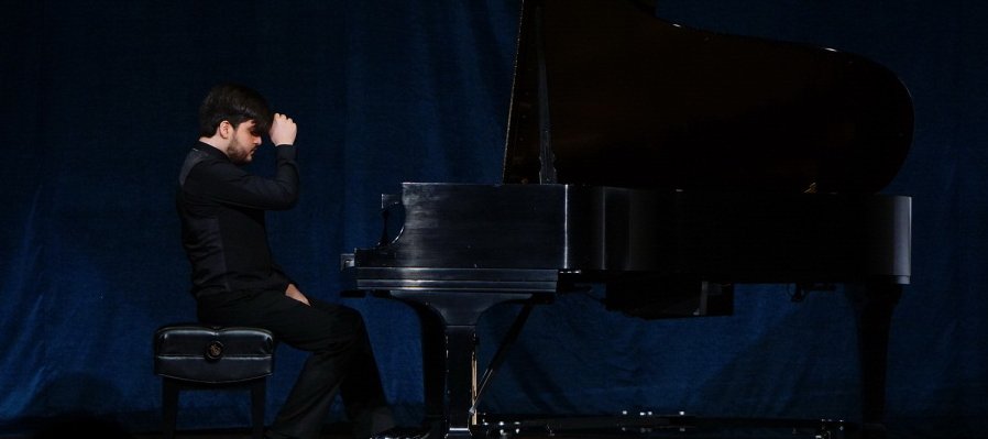 Blanco y Negro: Noche de piano con Daniel Salvador
