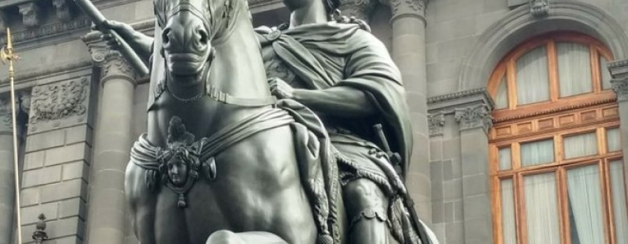 Manuel Tolsá y la Güera Rodríguez, figuras novohispanas en tiempos de la Independencia. Centro Histórico, Ciudad de México.