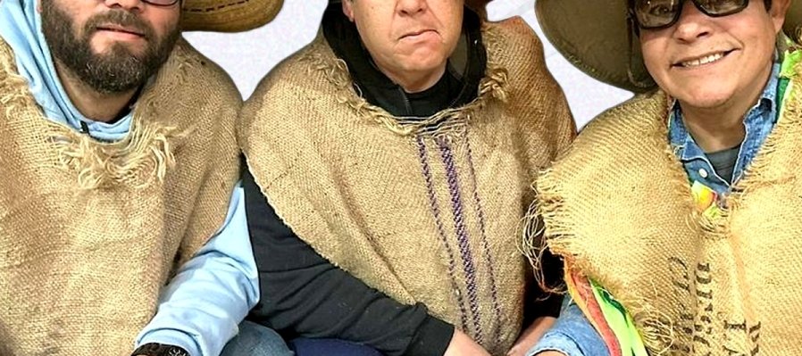 Mitoteros y chismosos
