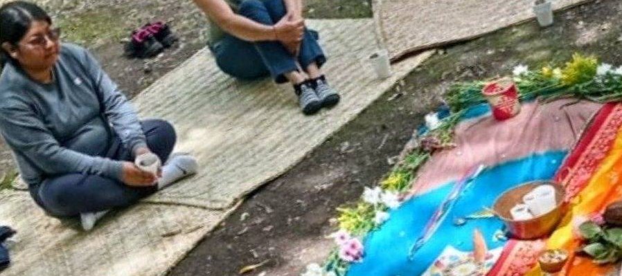 Círculo de cacao y voz viva