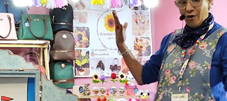 Adivina y juega en ronda que el kamishibai se asoma