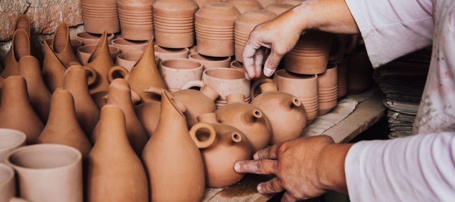 Emprendimiento y comercialización de piezas de barro