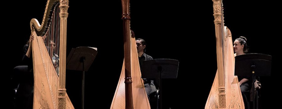 Ensamble de arpas de la Orquesta Escuela Carlos Chávez
