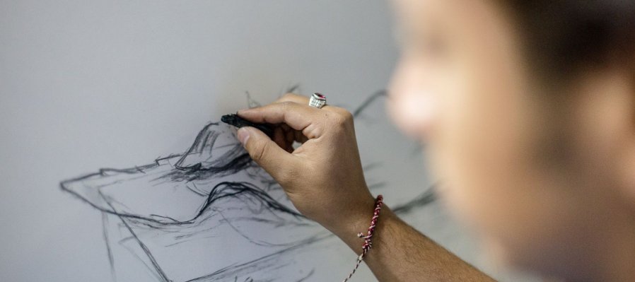 Exposición plástica del área de artes visuales