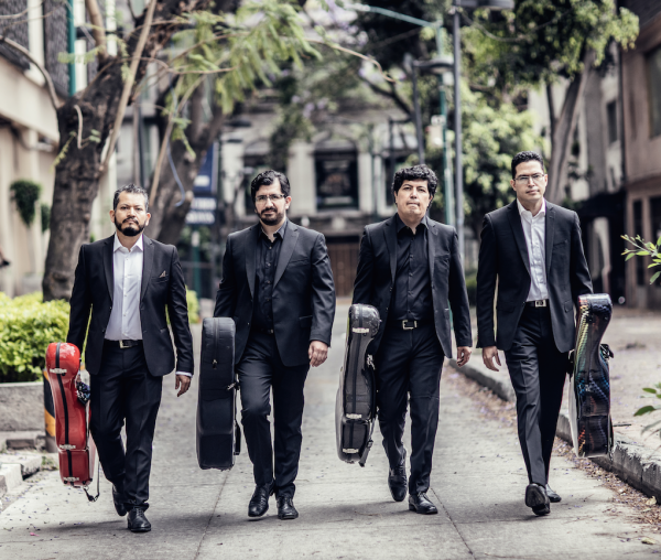 Cuarteto de Guitarras de la Ciudad de México - Sones y danzones con algo de jícamo