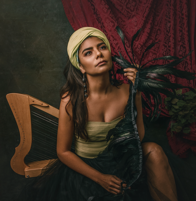 Verónica Valerio - Peninsular