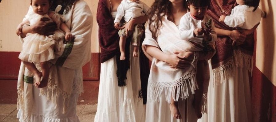 Cartografías de la maternidad