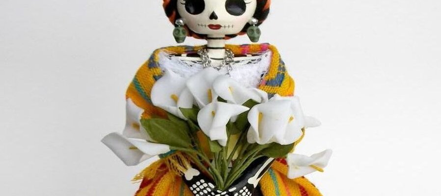 Catrinas en cartonería