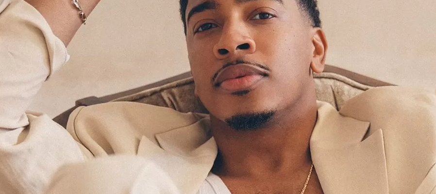 Christian Sands Trío