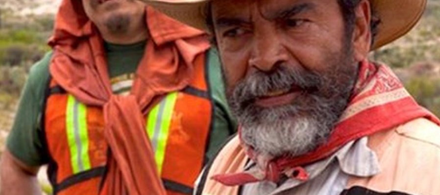La delgada línea amarilla