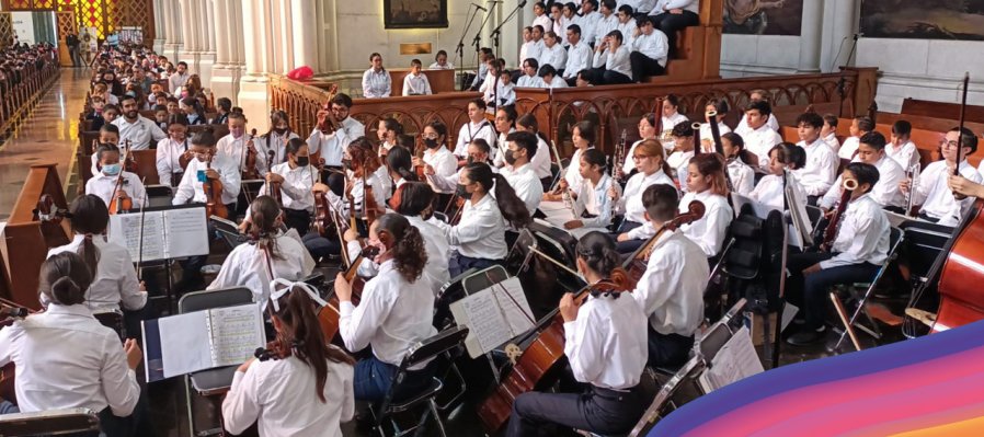 Banda Sinfónica y Coro de Fundación León