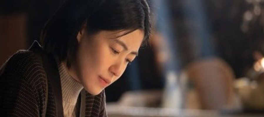 Dos Extraños, Dos Estaciones