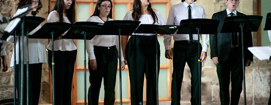 Coros a cappella/ Ensamble Escénico Vocal