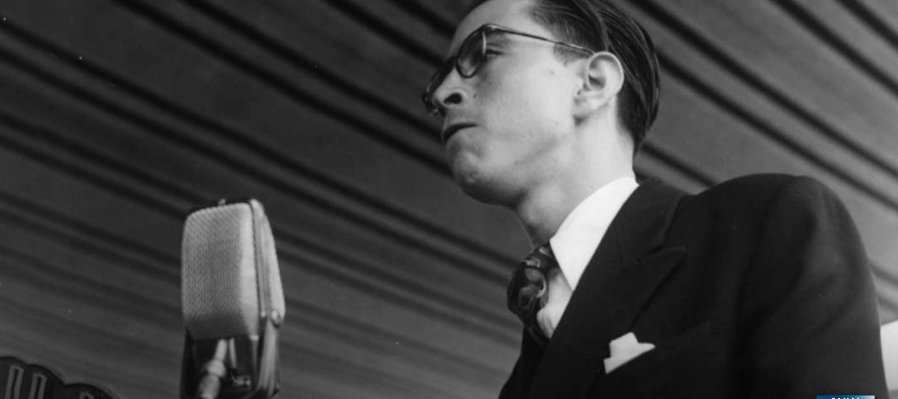 Efraín Huerta, el gran cocodrilo