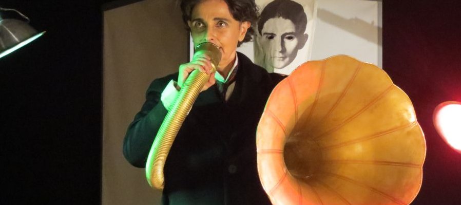 Kafka: donde estás, están todos los mundos