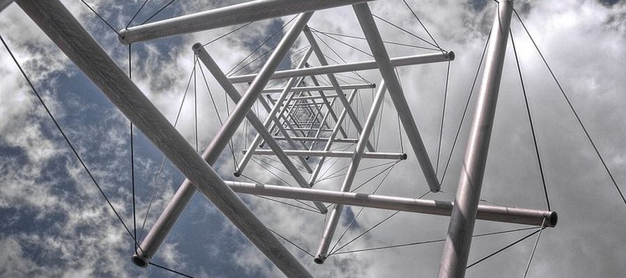 Estructuras de tensegridad: equilibrio invisib