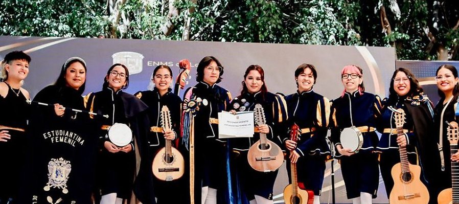 Estudiantina Femenil y Coro de la Universidad de Guanajuato