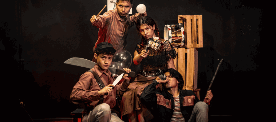 Adelita: Guerra y Circo