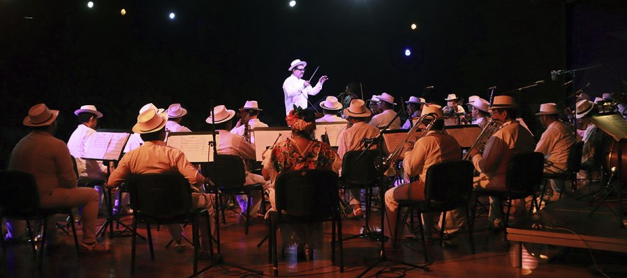 Concierto: Orquesta Típica Yukalpetén