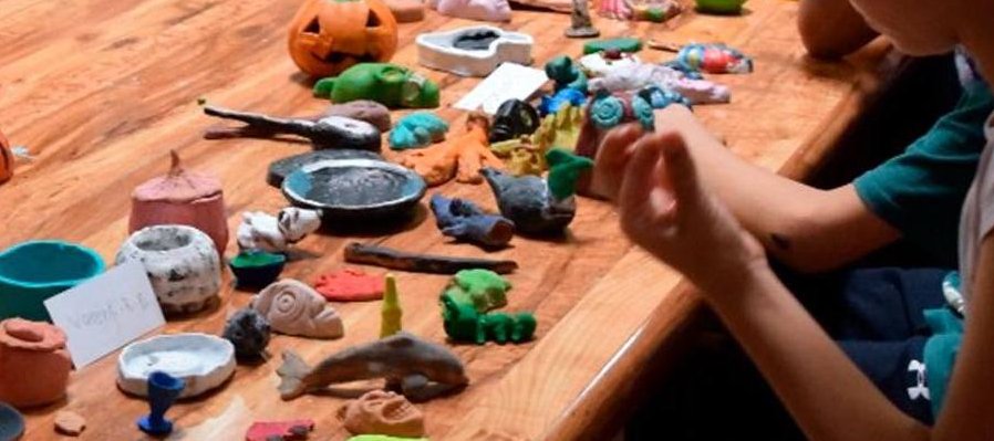 Alebrijes, cerámica y pintura