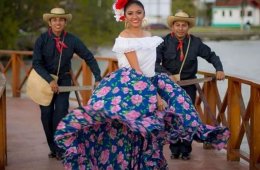Imagen muestra de la actividad: Folklore adultos mayores