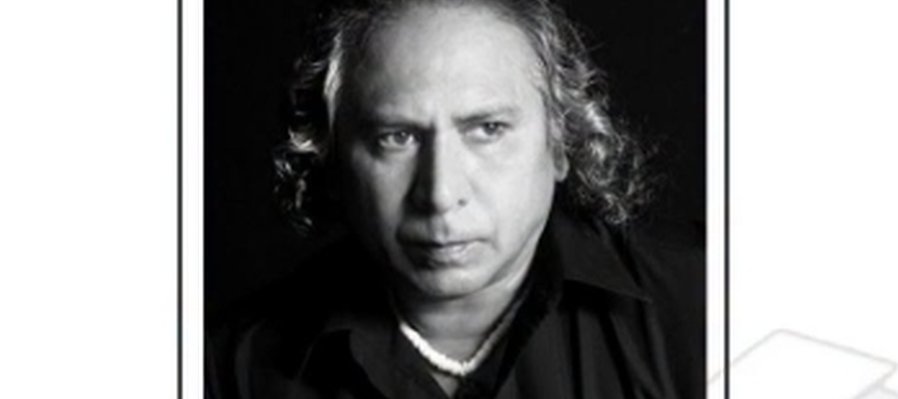 Homenaje al poeta y ensayista