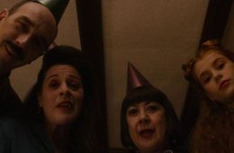 Imagen muestra de la actividad Vampira humanista busca suicida