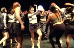 Mis caderas no mienten: movimiento expresivo femenino