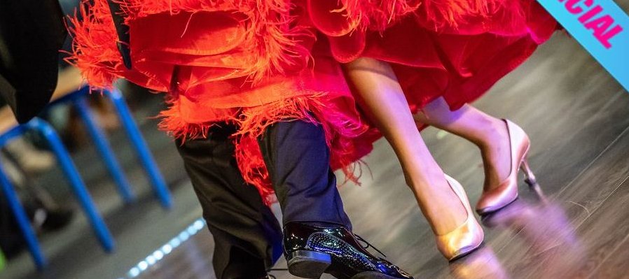 Bailes de salón: intermedio (sábado, primer grupo)