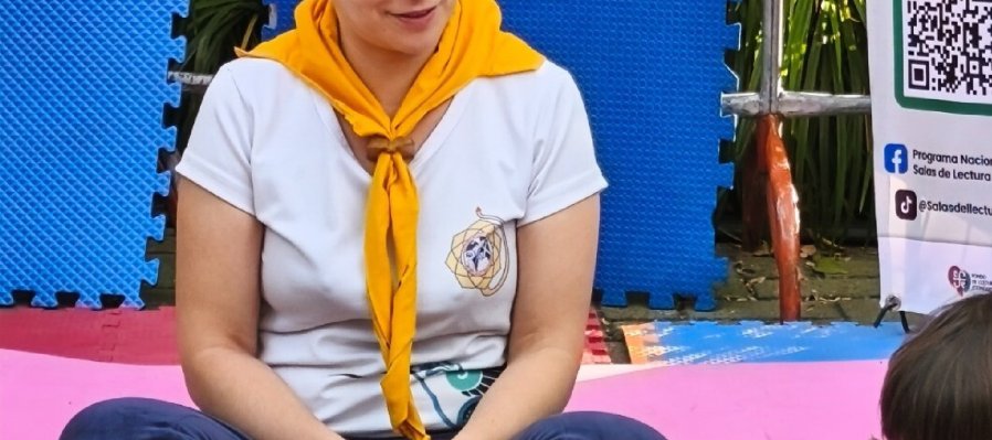 Esmeraldas bajo la luna