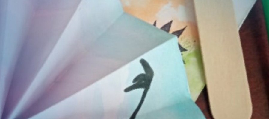 Tinta y viento: abanicos estampados