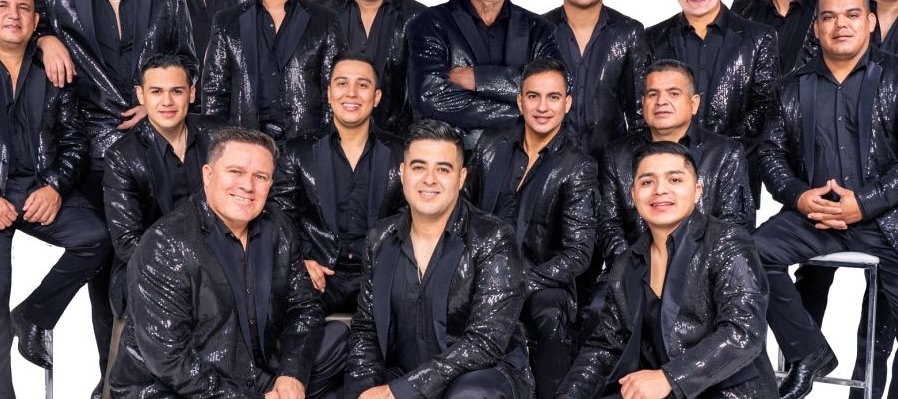 La Arrolladora Banda El Limón