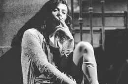 Imagen muestra de la actividad: La mujer del puerto