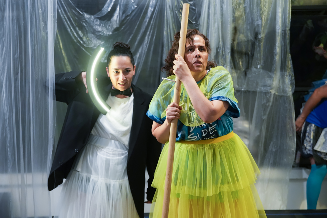 Imagen muestra de La comedia de las acotaciones   o la farsa trágica de unos ojos ajenos a Edipo
