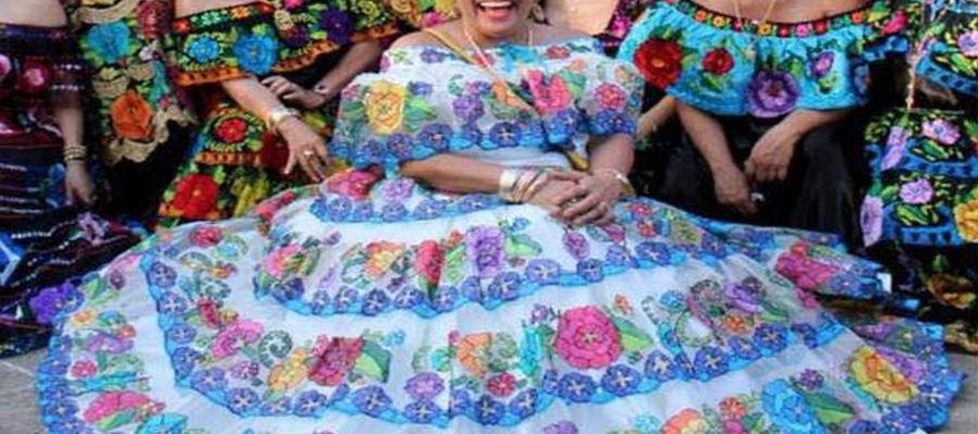 Las Chiapanecas y las diferentes técnicas del bordado en contados y vuelos