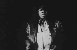 Imagen muestra de la actividad Goodbye Horses: las muchas vidas de Q Lazzarus