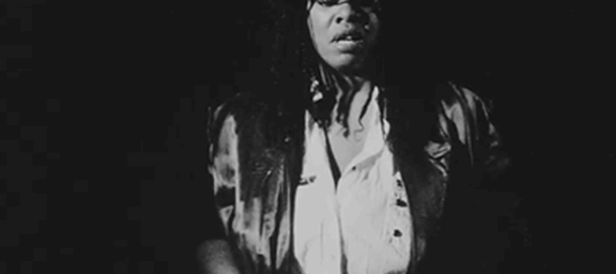 Goodbye Horses: las muchas vidas de Q Lazzarus