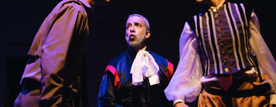 Donde hay agravios no hay celos, y amo criado