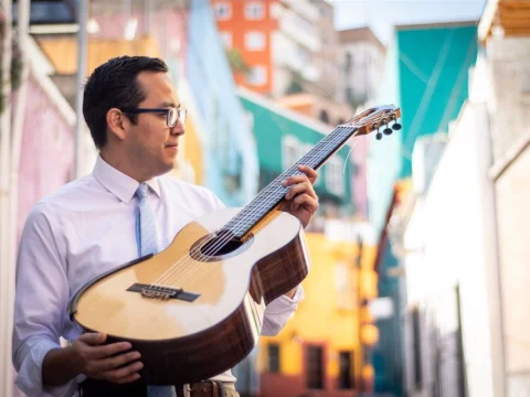Vladimir Ibarra, guitarra: Los espíritus de la selva
