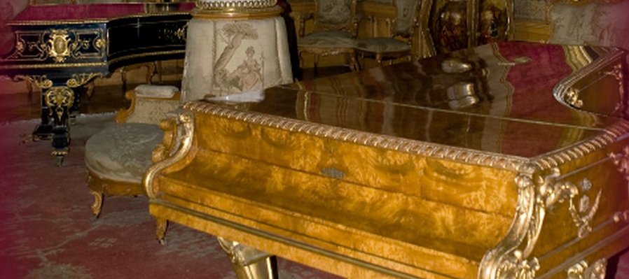 Los pianos de Maximiliano y Carlota
