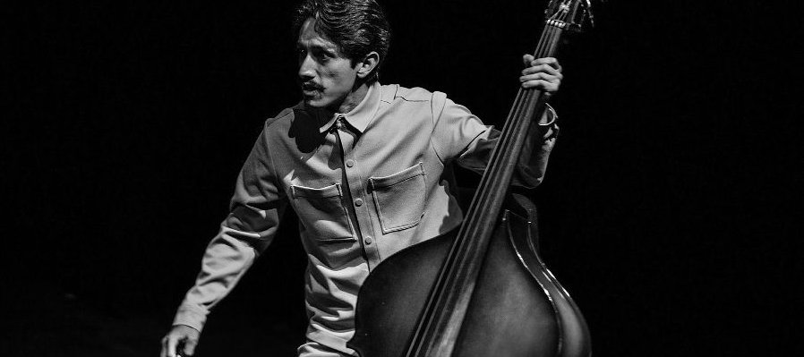 Memor(I.A.): drama musical-escénico en tres breves actos