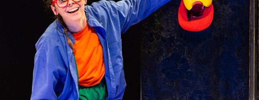 Mira la luna. Un diálogo sobre la máscara