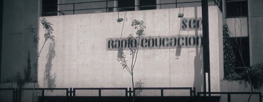 Mirar con los oídos. 95 años de Radio Educación