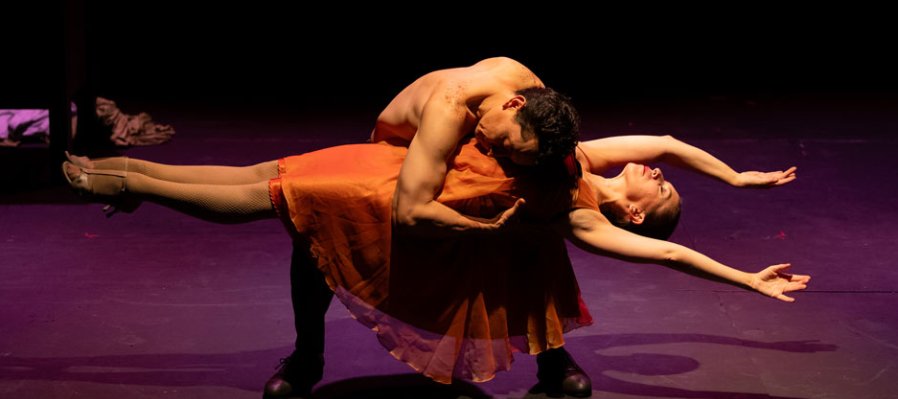 Detrás de mí, de mujeres y tangos