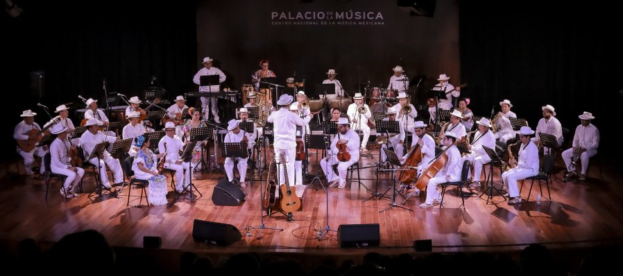 Concierto Orquesta Típica Yukalpetén - 81 Aniversario